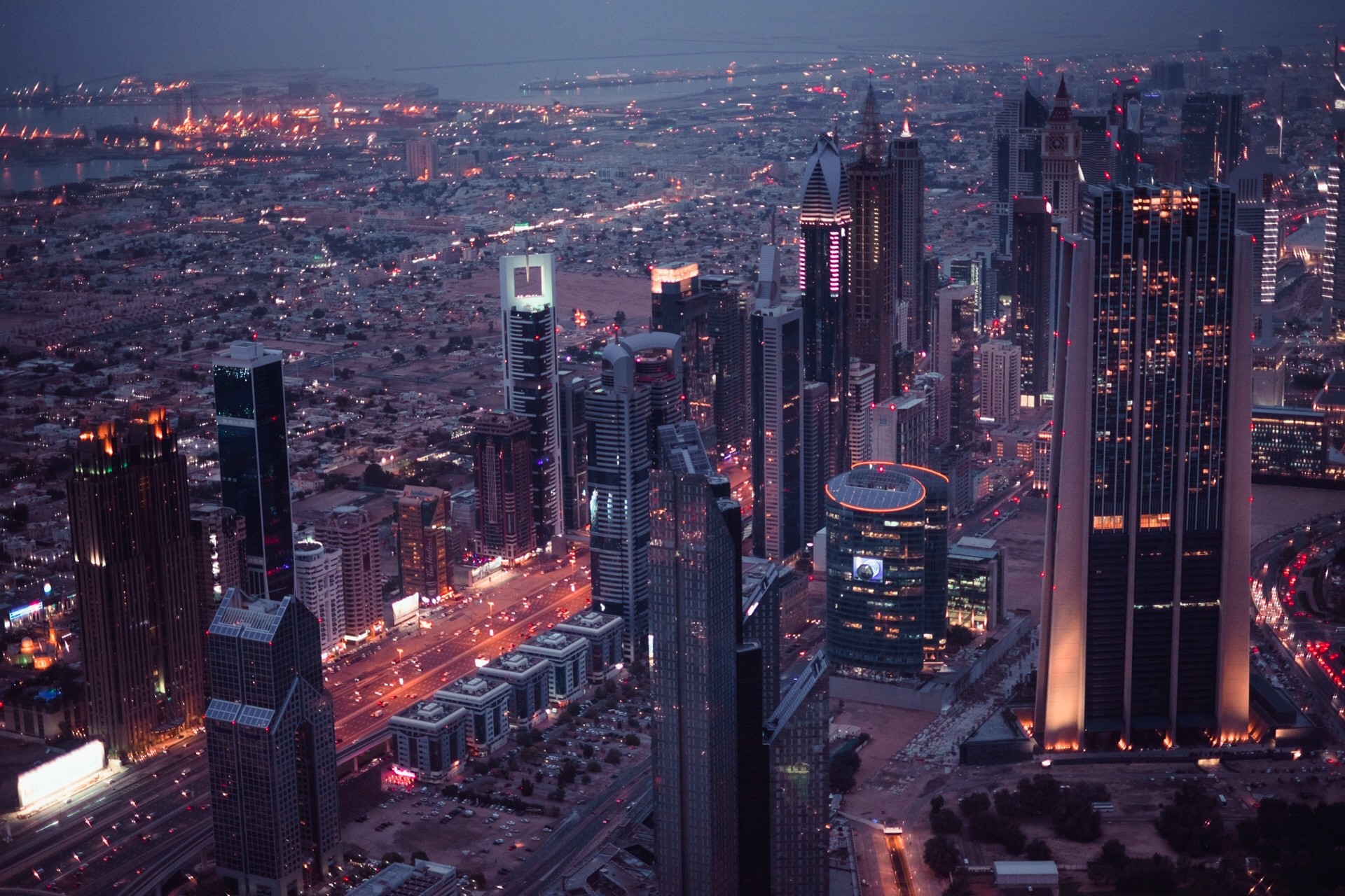 ‘Dubai Agreement’ on Oyu Tolgoi phase 2 is signed Undermining Mongolia